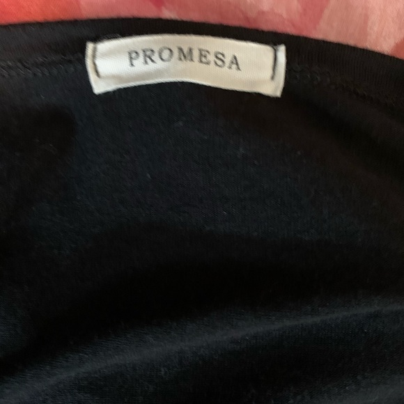 Promesa Black  Ruffled Short Sleeve Top - Picture 4 of 9